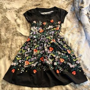 Fab floral dress LC Size 4